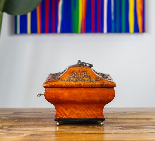 FRENCH SATINWOOD TABLE BOX 1850 - ADDITIONAL PHOTO 4