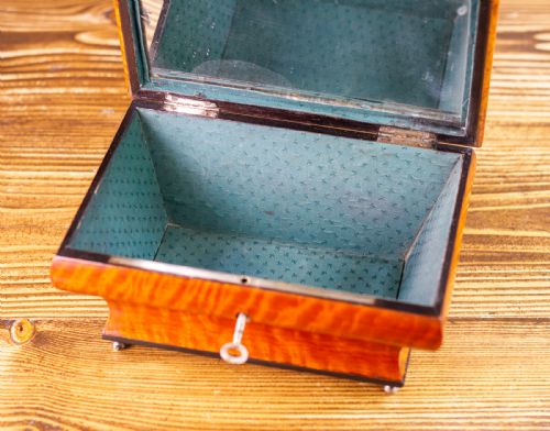 FRENCH SATINWOOD TABLE BOX 1850 - ADDITIONAL PHOTO 10