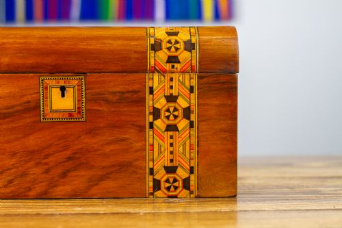 TUNBRIDGE WARE LADIES BOX 1900 - ADDITIONAL PHOTO 1