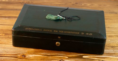 Green Leather Government Dispatch Box 1930