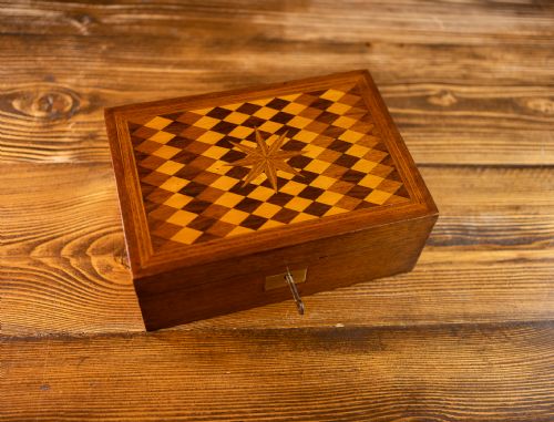 Inlaid Mahogany Table Box