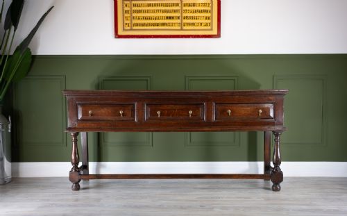 fig 1. Large Oak Dresser c.1700