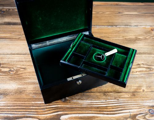 LEATHER JEWELLERY BOX C1920 - ADDITIONAL PHOTO 10