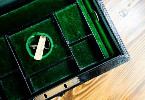 LEATHER JEWELLERY BOX C1920 - ADDITIONAL PHOTO 13