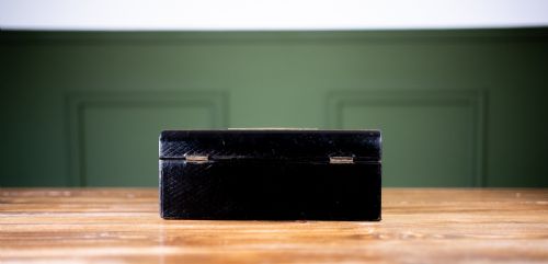 RECTANGULAR LEATHER JEWELLERY BOX 1920 - ADDITIONAL PHOTO 2