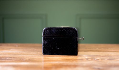 RECTANGULAR LEATHER JEWELLERY BOX 1920 - ADDITIONAL PHOTO 3
