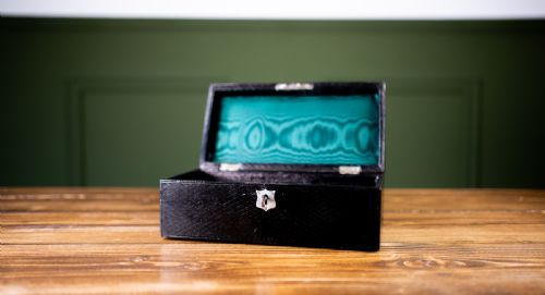 RECTANGULAR LEATHER JEWELLERY BOX 1920 - ADDITIONAL PHOTO 7