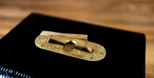 HIGH QUALITY LEATHER JEWELLERY BOX 1880 - ADDITIONAL PHOTO 6