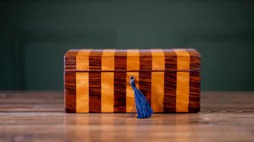 fig 1. Satinwood & Rosewood Table Box