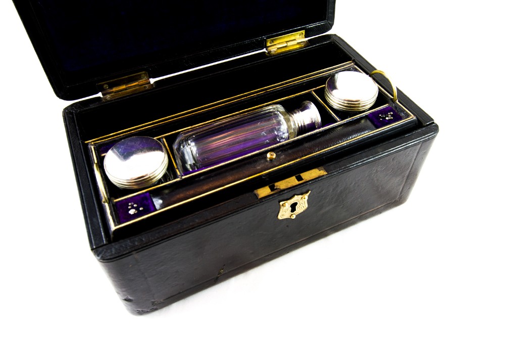 Ladies Drop Front Leather Box c.1910