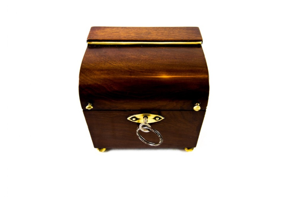 Decanter Shape Tea Caddy c.1780