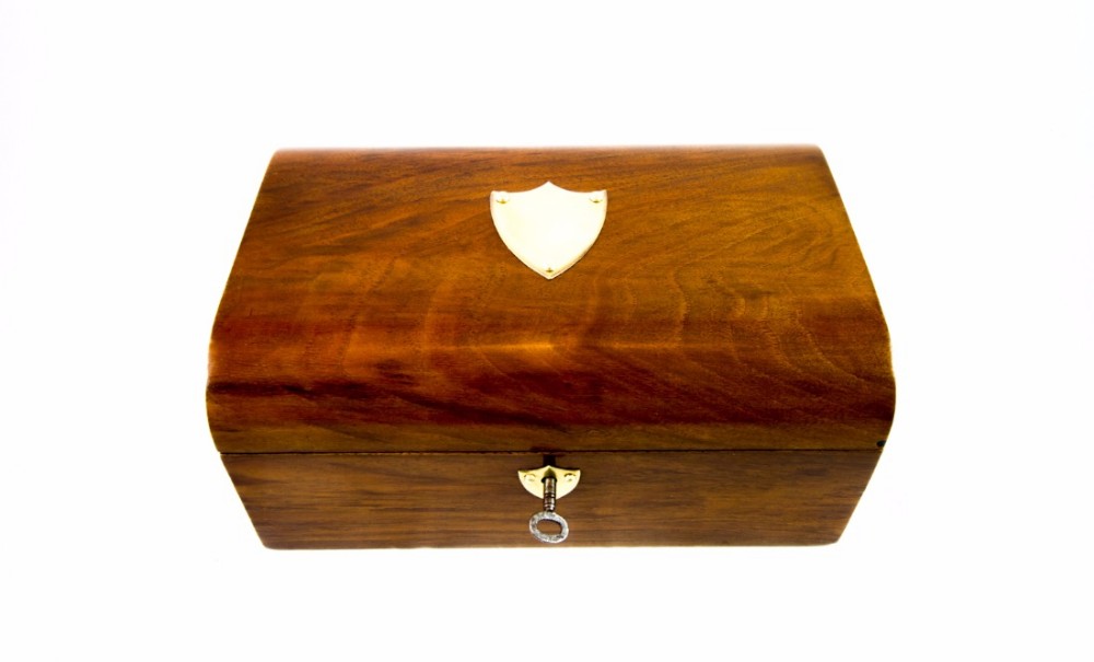 Figured Walnut Table Box c.1880