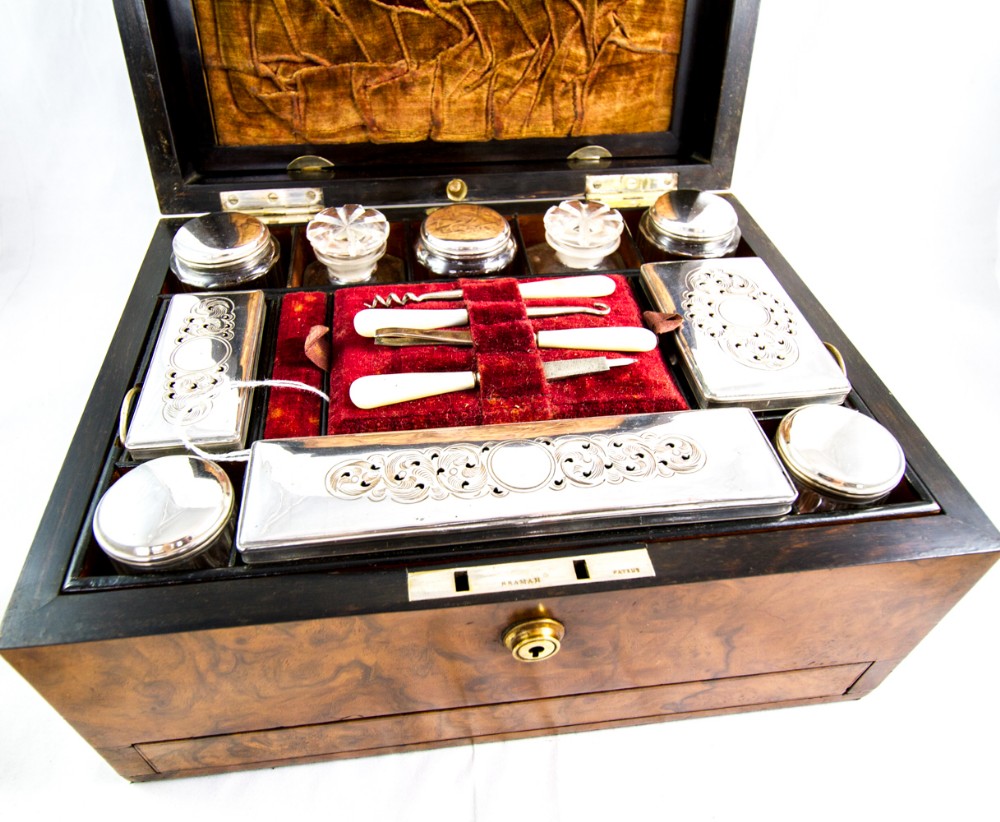 Burr Walnut Vanity Box c.1870