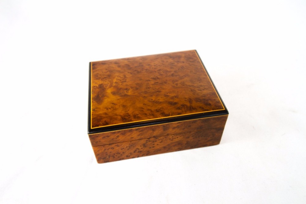 Amboyna Table box c.1920