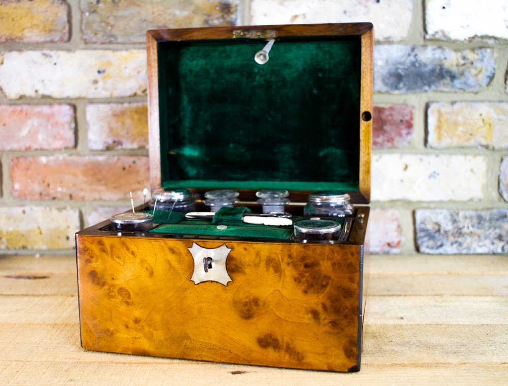 Burr Walnut Vanity Box c.1870