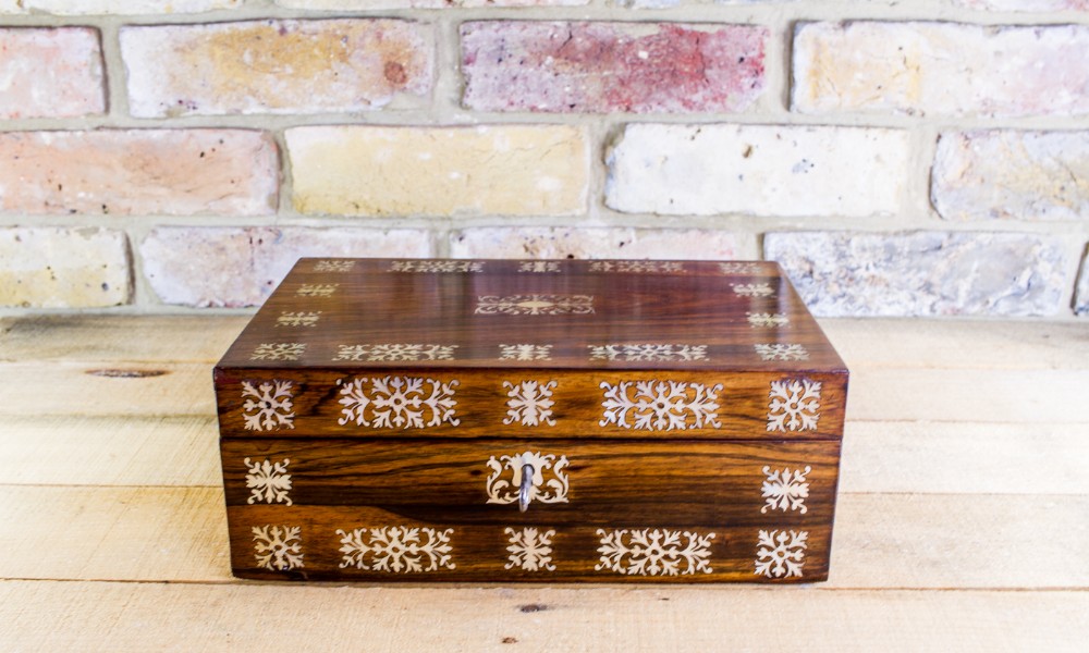 Rosewood with Mother of Pearl Inlay Table box c.1830