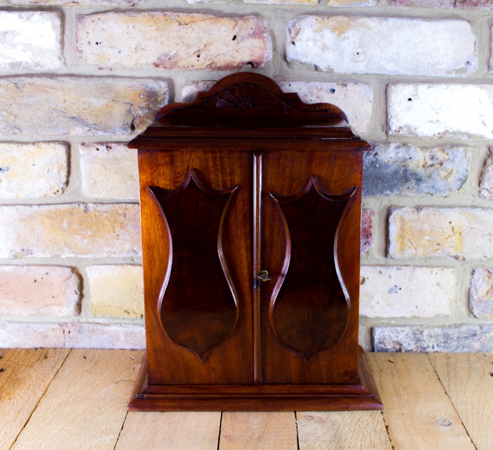 Flamed Mahogany Collectors Cabinet c.1860