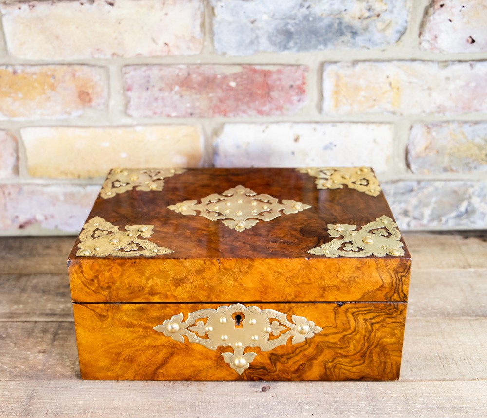 Burr Walnut Table Box c.1870
