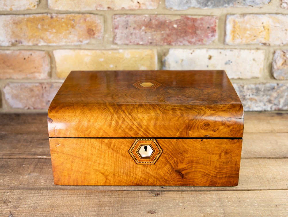 Burr Walnut Domed Top Table Box 1880