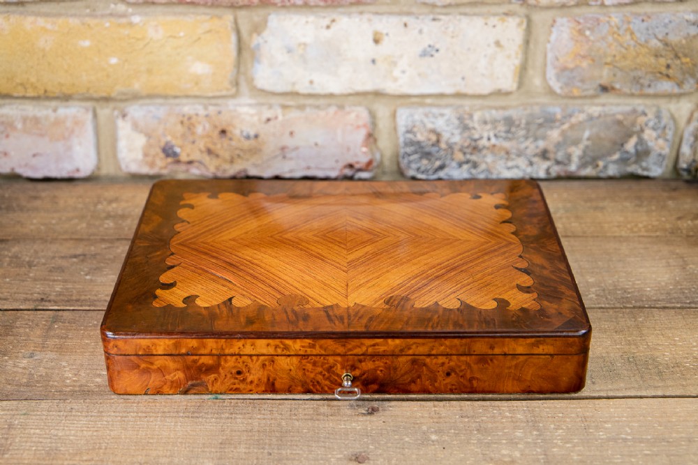 Stunning Kingwood & Amboyna Fitted Games Box c.1880