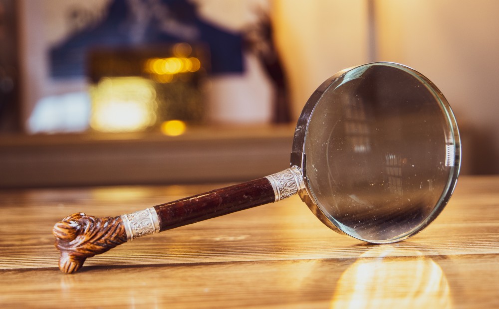 Terrier Wood & Silver Magnifying Glass 1907