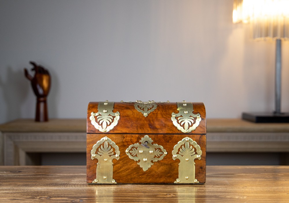 Figured Walnut & Brass Tea Caddy 1880