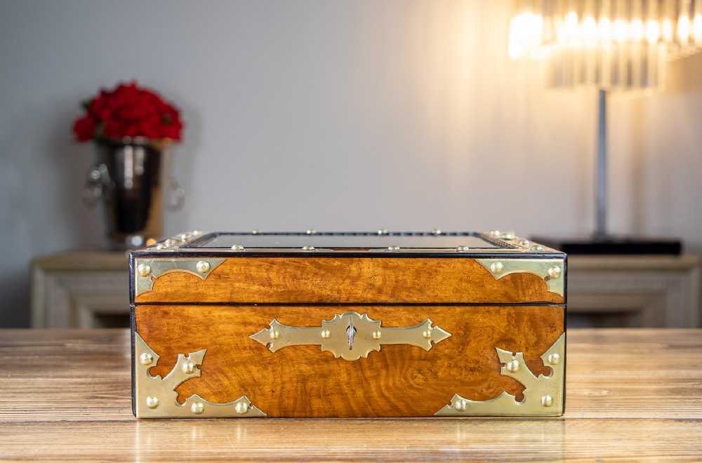 Burr Walnut Jewellery Display Box 1870