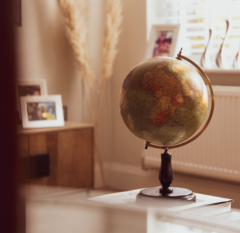 A London Fleet Street Philips Terrestrial Globe