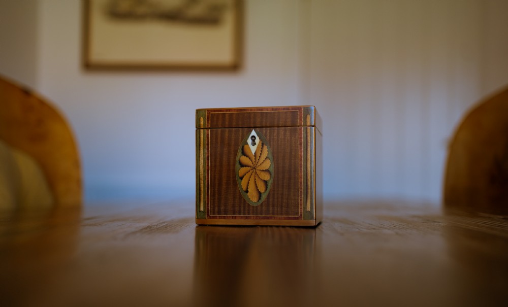 Harewood Tea Caddy with Oval Inlay and Shell