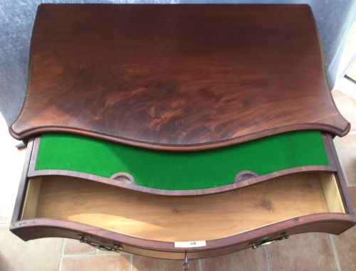 SERPENTINE CHEST OF DRAWERSCOMMODE - ADDITIONAL PHOTO 1