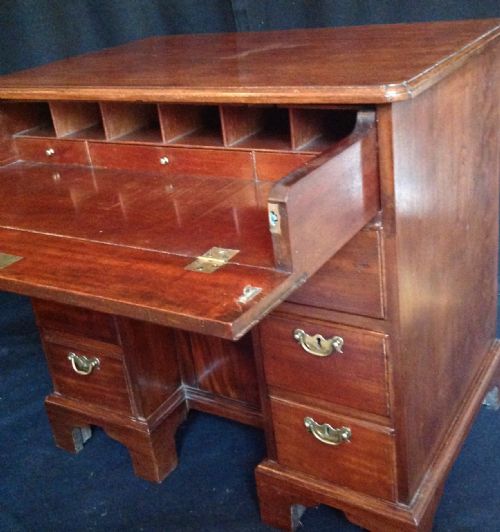 18TH CENTURY MAHOGANY SECRETAIRE KNEEHOLE DESK - ADDITIONAL PHOTO 9
