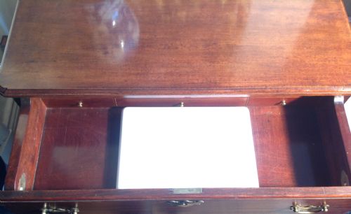 18TH CENTURY MAHOGANY SECRETAIRE KNEEHOLE DESK - ADDITIONAL PHOTO 4