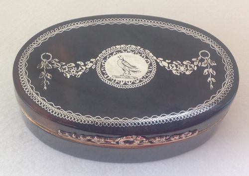 18th Century French Tortoiseshell Oval Piqué Trinket Box