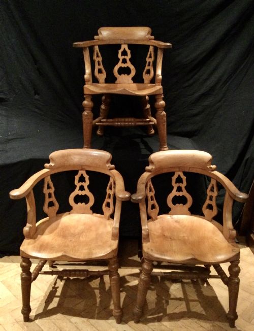 FOUR CHAIRS - ADDITIONAL PHOTO 9