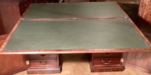 MAHOGANY DESK - ADDITIONAL PHOTO 8