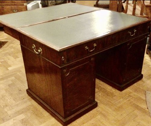 MAHOGANY DESK - ADDITIONAL PHOTO 10