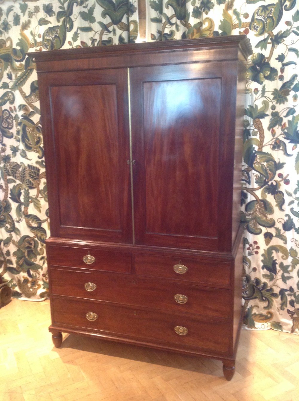 Gillows of Lancaster Mahogany Linen Cupboard View VI