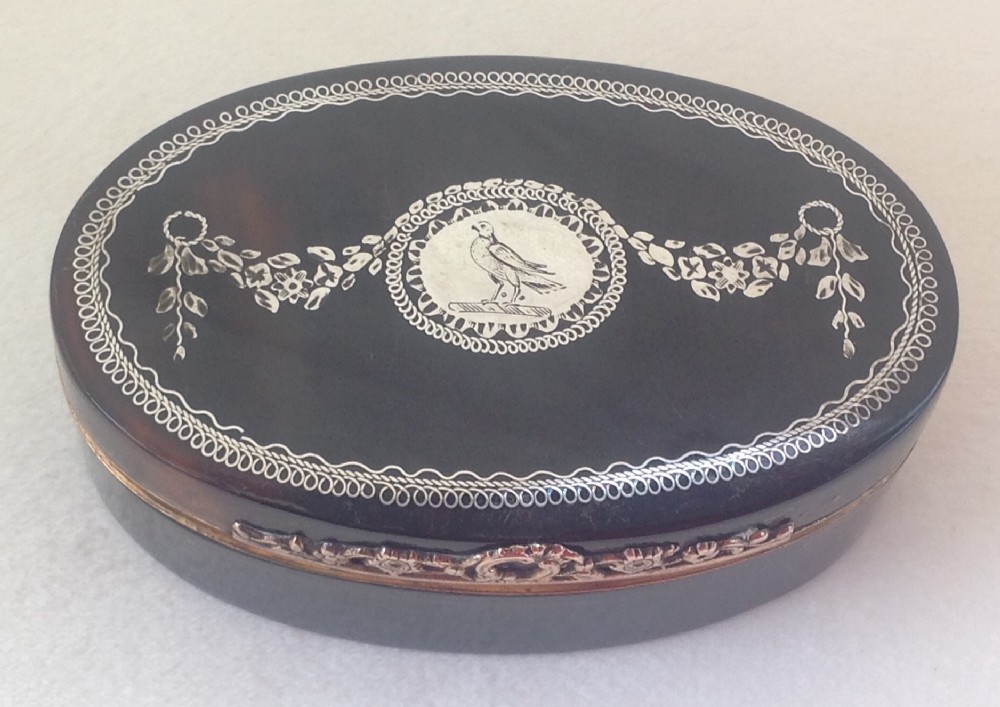 18th Century French tortoiseshell oval piqué trinket box 