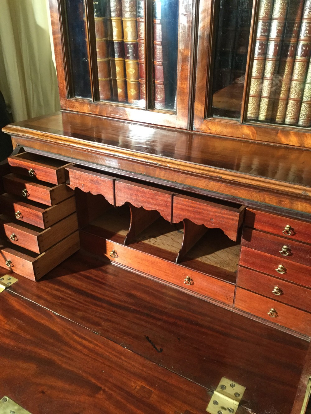 Secretaire bookcase View XI