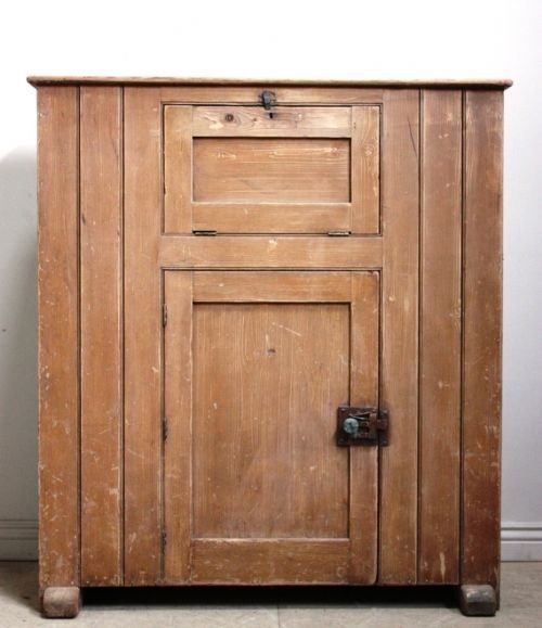 Antique Georgian Pine Huffer in Original Paint