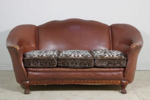 Quality Edwardian Antique Brown Leather Sofa