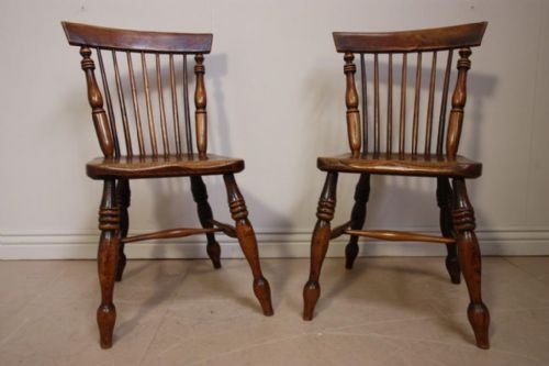 A Pair of 19th Century Antique Windsor Chairs