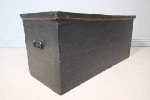 Georgian Antique Pine Box/trunk