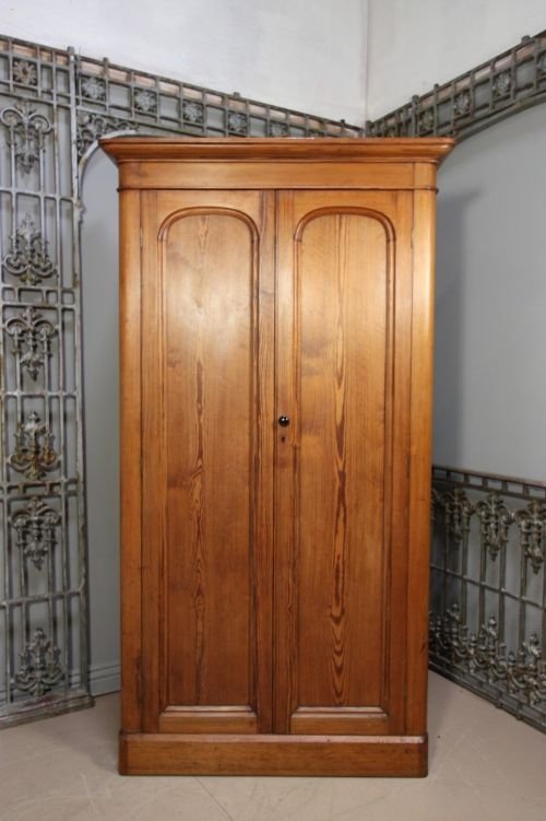 Early Victorian Antique Pine Cupboard