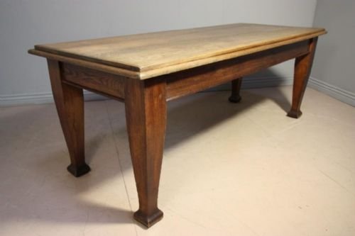 Victorian Antique Oak Dining Table.
victorian Antique Oak Dining Table.

