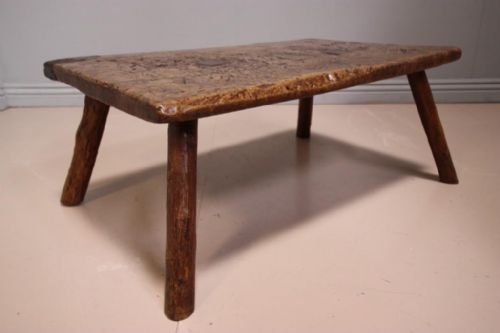 Georgian Antique Elm Coffee Table.