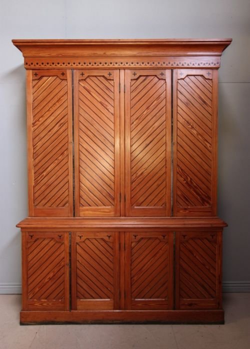 Huge Mid-victorian Antique Pine Cupboard.