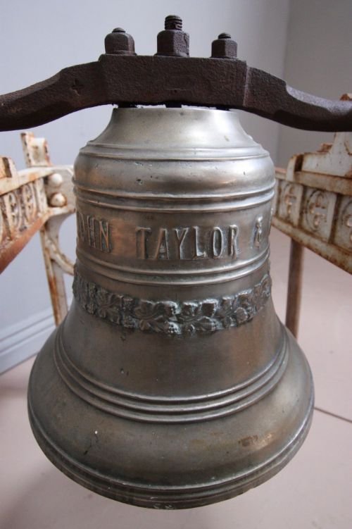 Antique Country House Estate Bell & Wall Bracket.