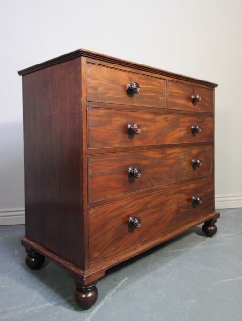 fig 1. Gillows Georgian Antique Mahogany Chest of Drawers