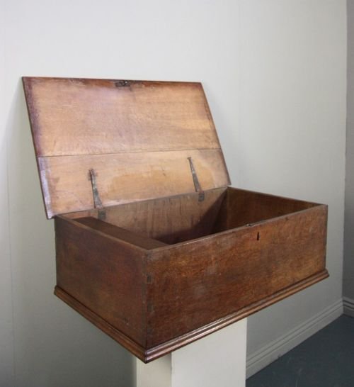 Georgian Antique Oak Deed Box/coffee Table.